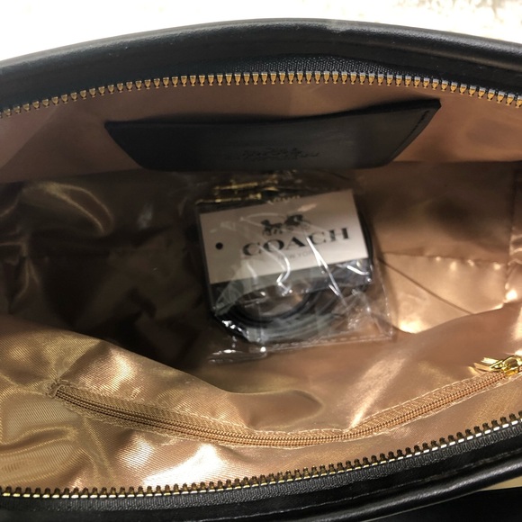 New Coach CZ178 Laurel Shoulder Bag In Signature Leather In Black